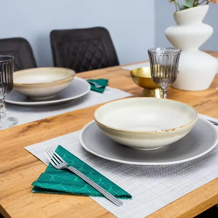 Balkan Tower Deluxe Ultra *