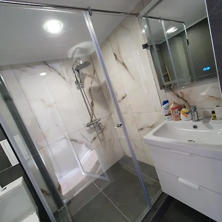 Balkan Tower Deluxe Ultra * Γκάμπροβο