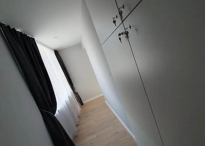 Balkan Tower Deluxe Ultra