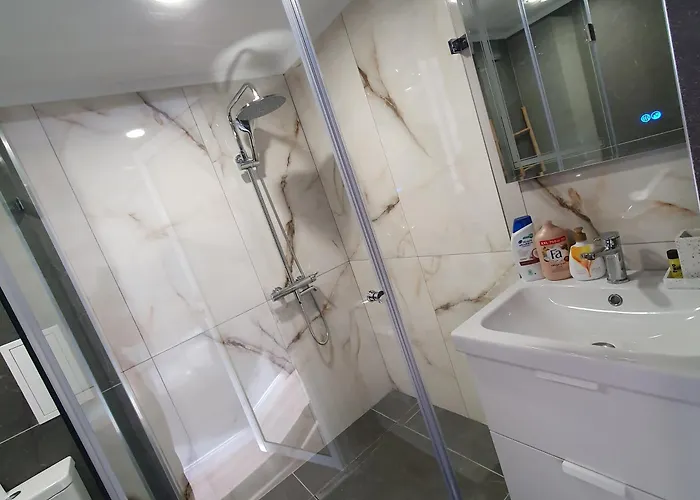 Balkan Tower Deluxe Ultra * Gabrovo